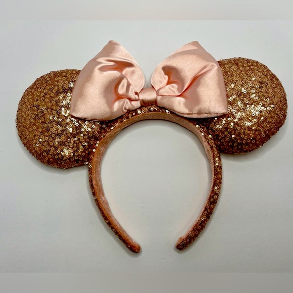 Disney Ears Rose Gold Minnie Mouse Ears Headband Sequin and Satin Bow - Picture 1 of 6